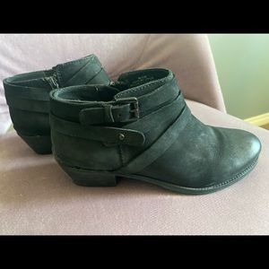 Steve Madden Rembany black leather ankle boot booties